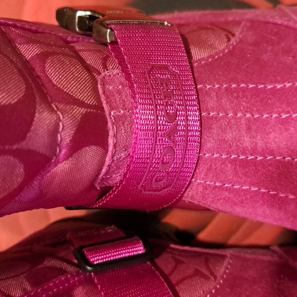 Coach Boots - Picture 5 of 10